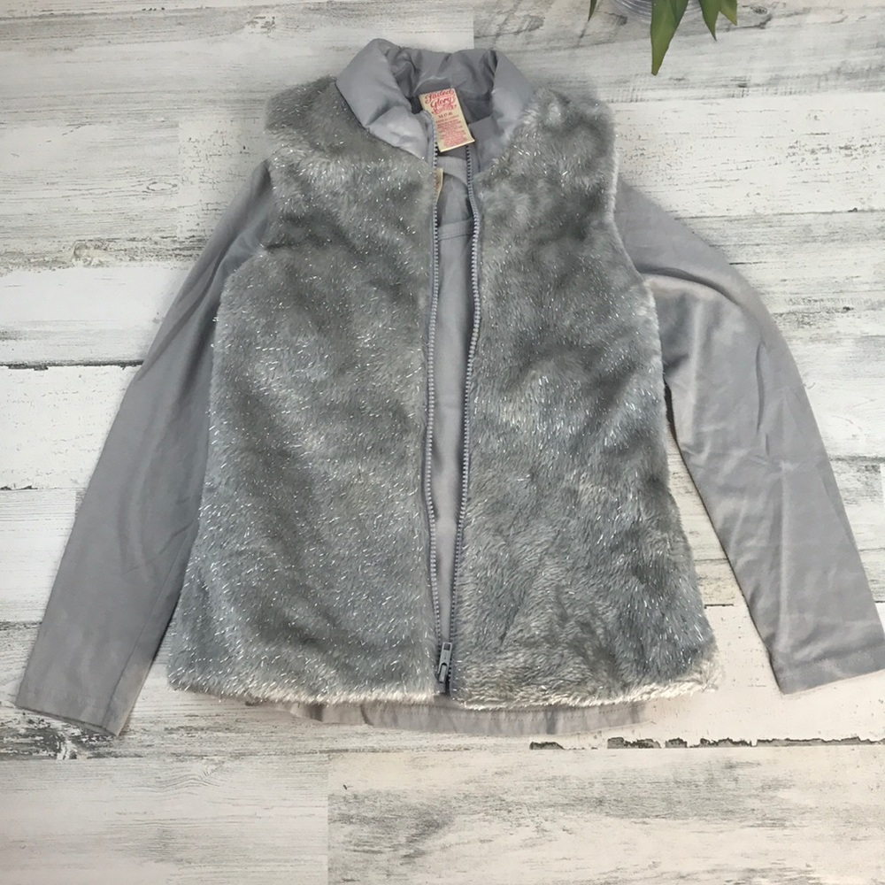Sparkly faux fur vest size M